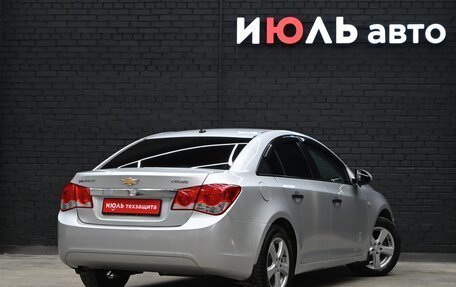 Chevrolet Cruze II, 2011 год, 680 000 рублей, 6 фотография