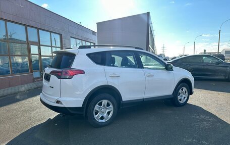 Toyota RAV4, 2016 год, 1 750 000 рублей, 6 фотография