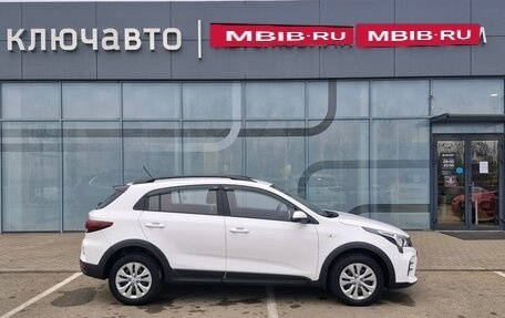 KIA Rio IV, 2021 год, 1 690 000 рублей, 4 фотография