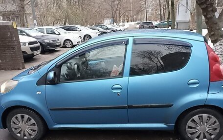 Peugeot 107 I рестайлинг, 2007 год, 320 000 рублей, 3 фотография