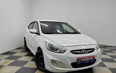 Hyundai Solaris II рестайлинг, 2011 год, 825 000 рублей, 3 фотография