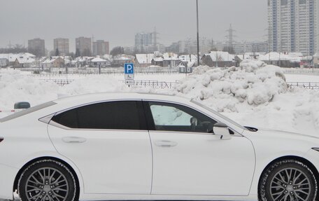 Lexus ES VII, 2019 год, 4 290 000 рублей, 3 фотография