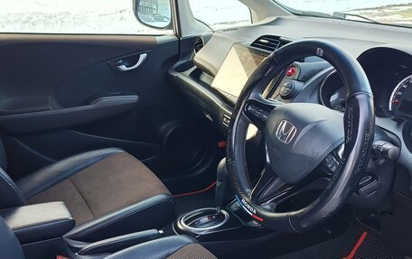 Honda Fit Shuttle I рестайлинг, 2013 год, 1 100 000 рублей, 12 фотография