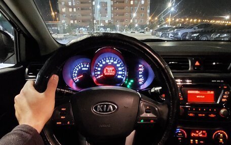 KIA Rio III рестайлинг, 2012 год, 1 000 000 рублей, 18 фотография