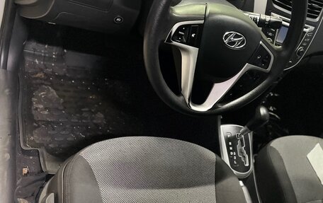 Hyundai Solaris II рестайлинг, 2012 год, 999 999 рублей, 13 фотография