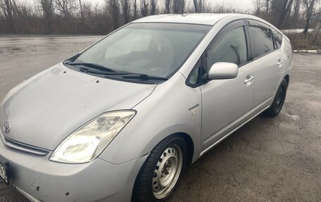 Toyota Prius, 2006 год, 570 000 рублей, 2 фотография