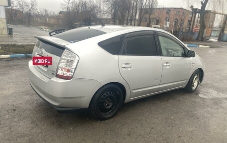 Toyota Prius, 2006 год, 570 000 рублей, 5 фотография