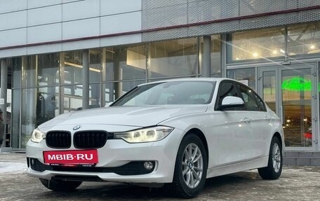 BMW 3 серия, 2013 год, 1 550 000 рублей, 10 фотография