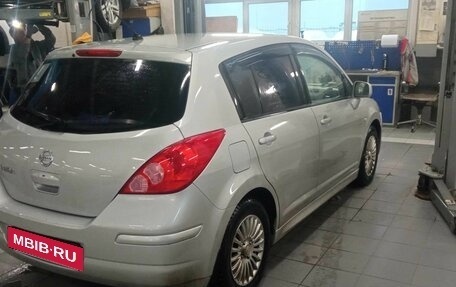 Nissan Tiida, 2011 год, 840 000 рублей, 3 фотография