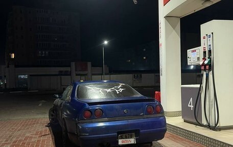 Nissan Skyline, 1993 год, 560 000 рублей, 6 фотография