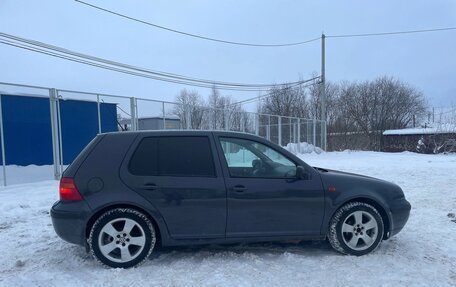 Volkswagen Golf IV, 2003 год, 350 000 рублей, 3 фотография