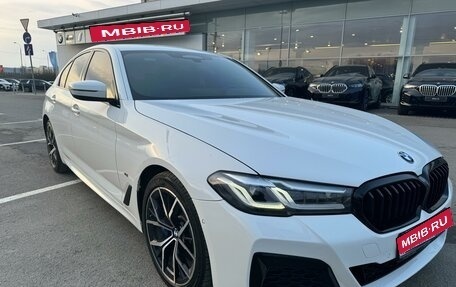 BMW 5 серия, 2020 год, 5 740 000 рублей, 10 фотография