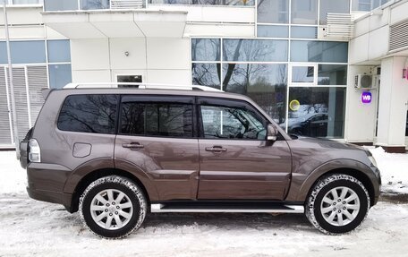 Mitsubishi Pajero IV, 2012 год, 2 550 000 рублей, 7 фотография