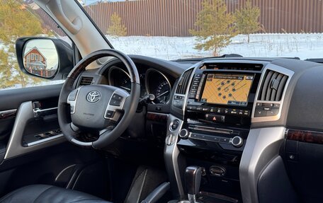 Toyota Land Cruiser 200, 2014 год, 4 397 000 рублей, 18 фотография