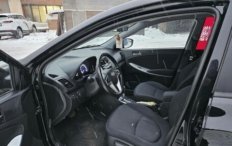 Hyundai Solaris II рестайлинг, 2013 год, 940 000 рублей, 4 фотография