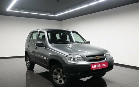 Chevrolet Niva I рестайлинг, 2016 год, 875 000 рублей, 5 фотография