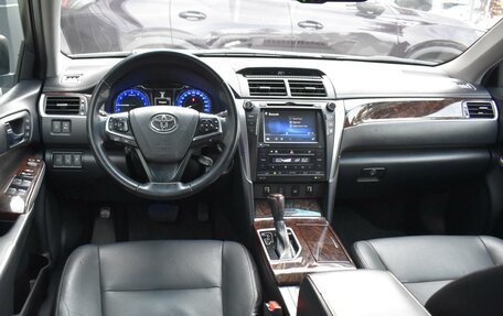 Toyota Camry, 2016 год, 2 610 000 рублей, 6 фотография