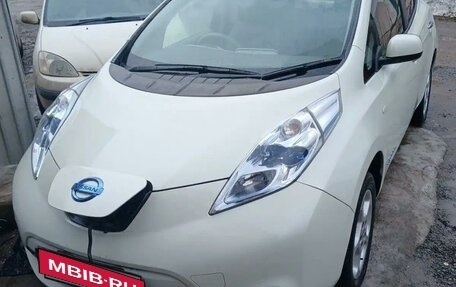 Nissan Leaf I, 2012 год, 730 000 рублей, 1 фотография