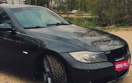 BMW 3 серия, 2005 год, 900 000 рублей, 4 фотография