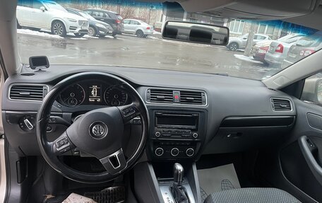 Volkswagen Jetta VI, 2012 год, 950 000 рублей, 11 фотография