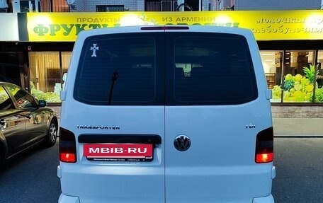 Volkswagen Transporter T5 рестайлинг, 2006 год, 1 400 000 рублей, 14 фотография