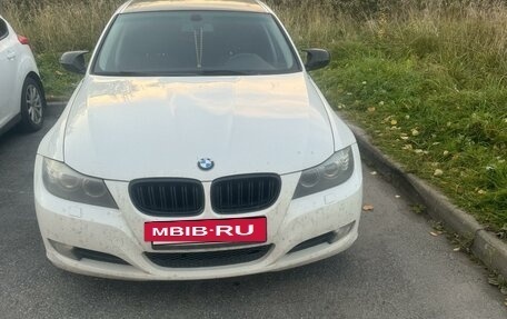 BMW 3 серия, 2011 год, 900 000 рублей, 6 фотография