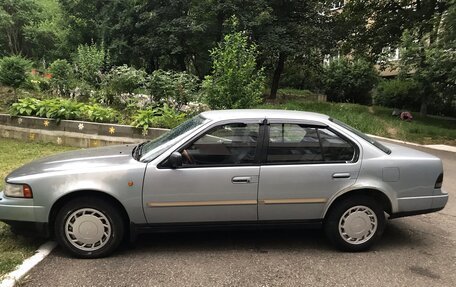 Nissan Maxima VIII, 1992 год, 300 000 рублей, 4 фотография