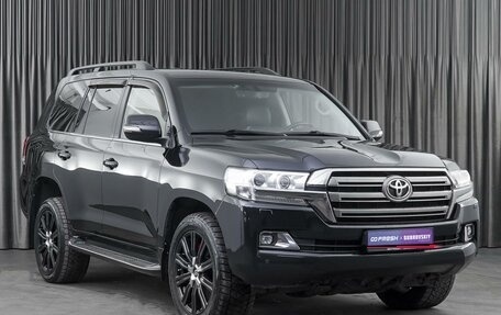 Toyota Land Cruiser 200, 2018 год, 6 889 000 рублей, 1 фотография