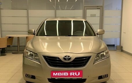 Toyota Camry, 2006 год, 1 060 000 рублей, 2 фотография