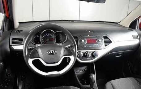 KIA Picanto II, 2011 год, 899 000 рублей, 6 фотография