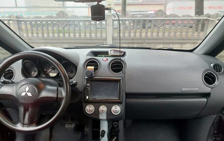 Mitsubishi Colt VI рестайлинг, 2005 год, 410 000 рублей, 4 фотография