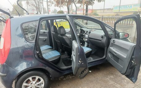 Mitsubishi Colt VI рестайлинг, 2005 год, 410 000 рублей, 13 фотография