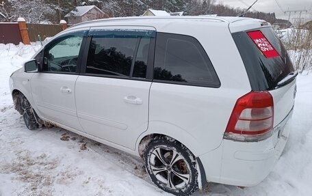 Opel Zafira B, 2014 год, 899 000 рублей, 9 фотография