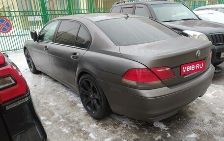 BMW 7 серия, 2002 год, 550 000 рублей, 2 фотография