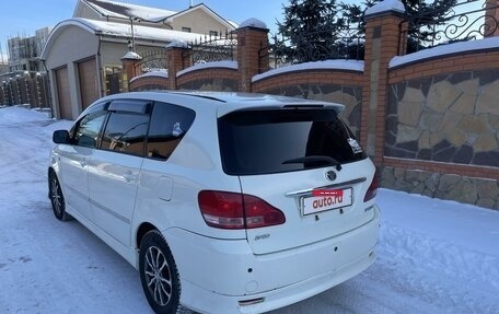 Toyota Ipsum II, 2001 год, 685 000 рублей, 4 фотография