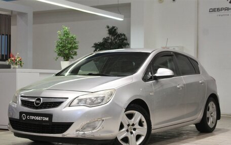 Opel Astra J, 2011 год, 593 000 рублей, 1 фотография