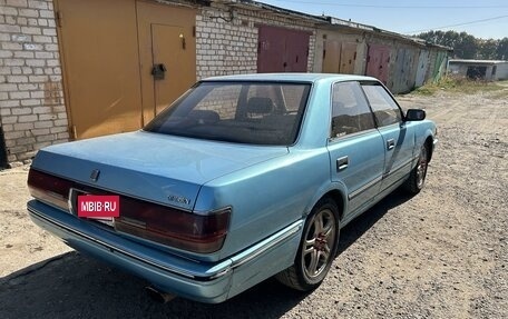 Toyota Crown, 1987 год, 280 000 рублей, 3 фотография