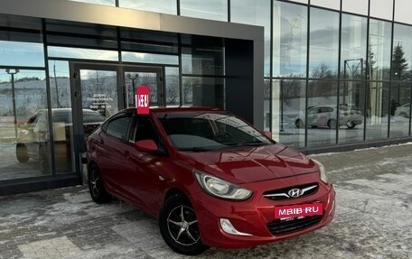 Hyundai Solaris II рестайлинг, 2011 год, 734 000 рублей, 2 фотография