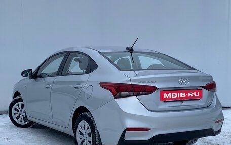 Hyundai Solaris II рестайлинг, 2018 год, 1 500 000 рублей, 4 фотография