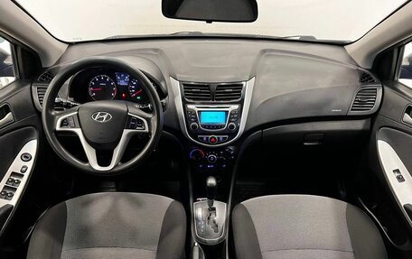 Hyundai Solaris II рестайлинг, 2011 год, 955 000 рублей, 13 фотография