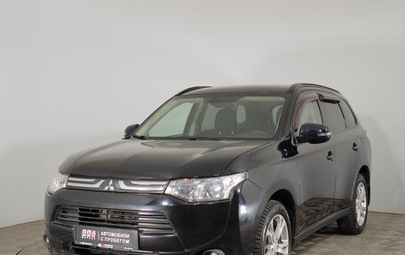 Mitsubishi Outlander III рестайлинг 3, 2013 год, 1 149 000 рублей, 1 фотография