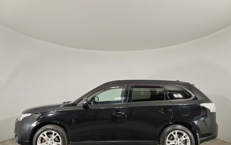 Mitsubishi Outlander III рестайлинг 3, 2013 год, 1 149 000 рублей, 8 фотография