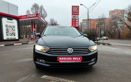 Volkswagen Passat B8 рестайлинг, 2018 год, 2 000 000 рублей, 8 фотография