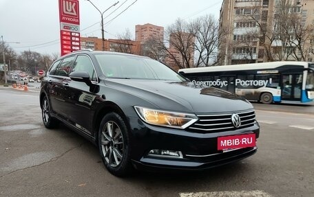 Volkswagen Passat B8 рестайлинг, 2018 год, 2 000 000 рублей, 14 фотография