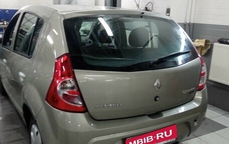 Renault Sandero I, 2013 год, 740 000 рублей, 4 фотография