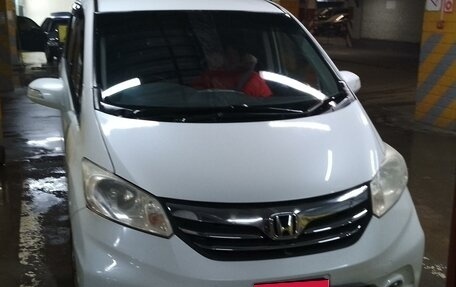 Honda Freed I, 2012 год, 1 230 000 рублей, 10 фотография