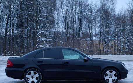 Mercedes-Benz E-Класс, 2003 год, 820 000 рублей, 3 фотография