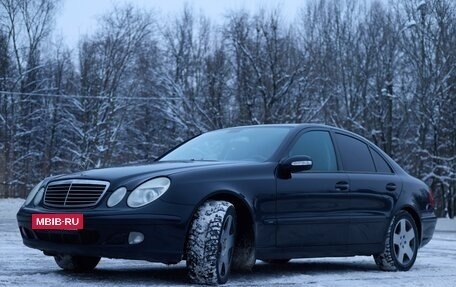 Mercedes-Benz E-Класс, 2003 год, 820 000 рублей, 5 фотография