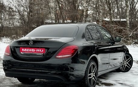 Mercedes-Benz C-Класс, 2017 год, 1 970 000 рублей, 5 фотография