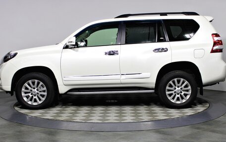 Toyota Land Cruiser Prado 150 рестайлинг 2, 2014 год, 3 440 000 рублей, 8 фотография